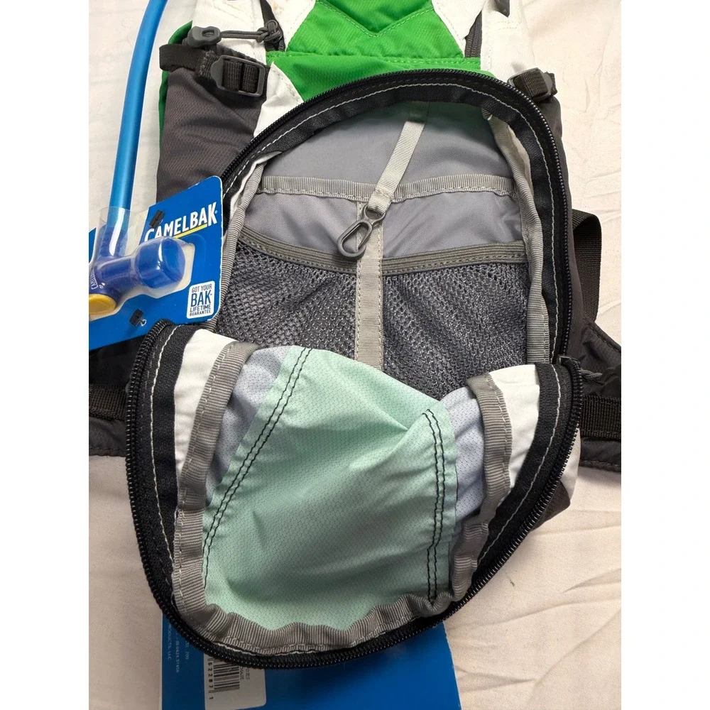 CamelBak Lobo Hydration Pack 100oz 3L Green White Black Mountain Bike Backpack